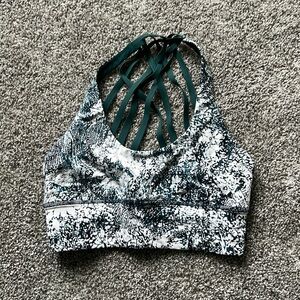 lululemon sports bra - like new